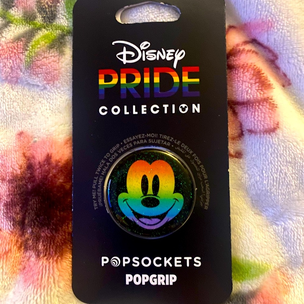 Mickey Mouse Walt Disney World pride pop socket for your phone new! 🌈✨🏳️‍🌈